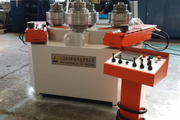 【敲黑板】 還不了解四輥型材彎曲機(jī)嗎？